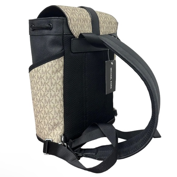 Michael Kors Cooper MK Logo Large Sporty Slingpack Backpack Hemp Brown - Picture 6 of 7